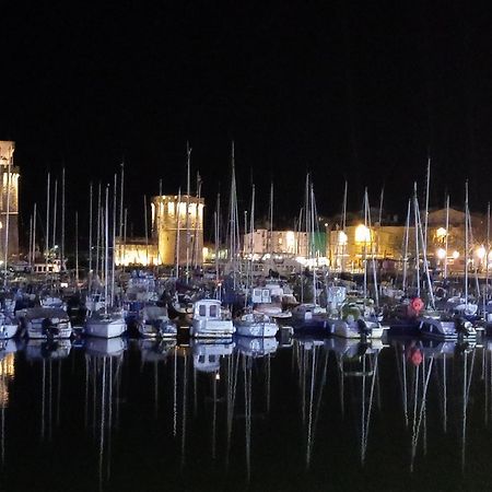 Les Arcades, T2 En Hypercentre Lägenhet La Rochelle  Exteriör bild